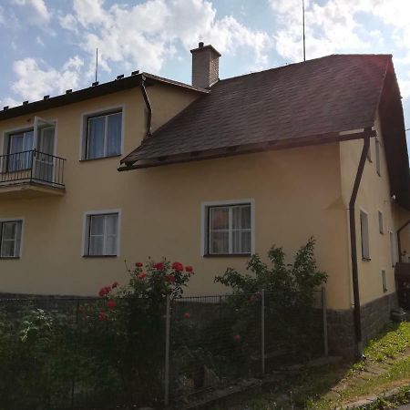 Penzion Kamenny Dvur Vimperk Exterior photo